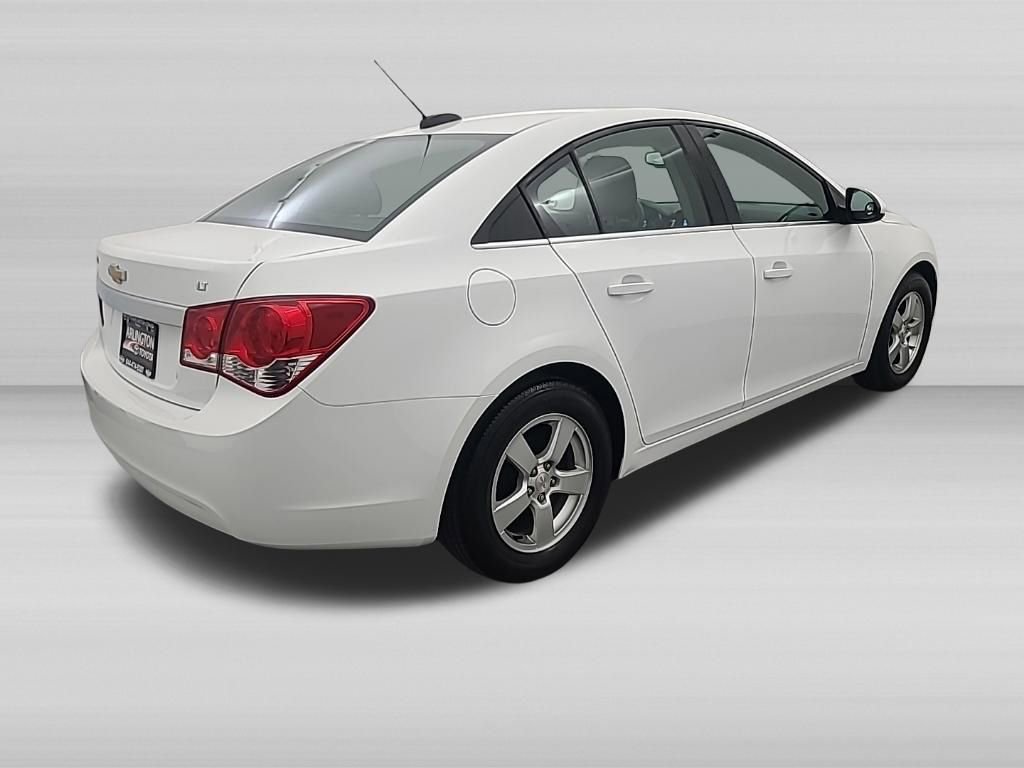 Used 2015 Chevrolet Cruze LT w/ Sun And Sound Package FWD image 4