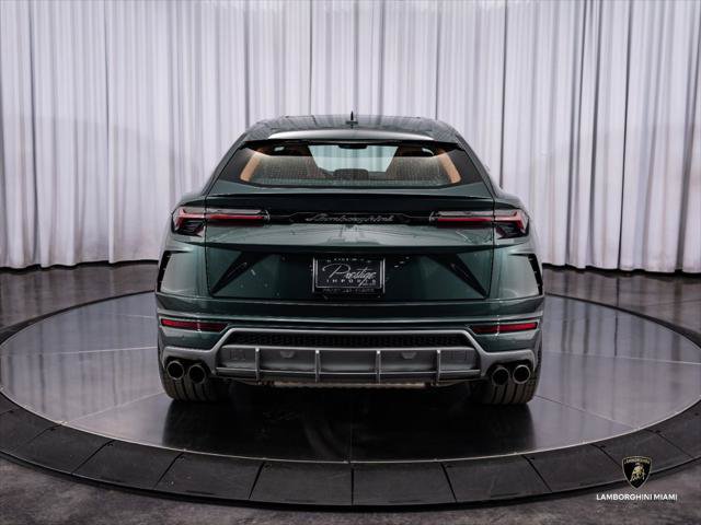 Used 2021 Lamborghini Urus AWD/4WD image 12