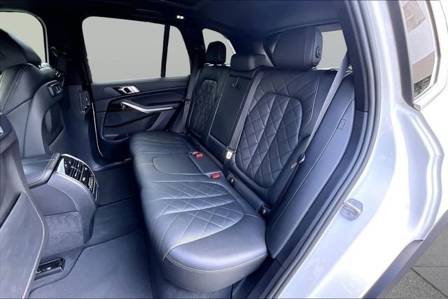 Used 2023 BMW X5 xDrive40i w/ Premium Package AWD/4WD image 25