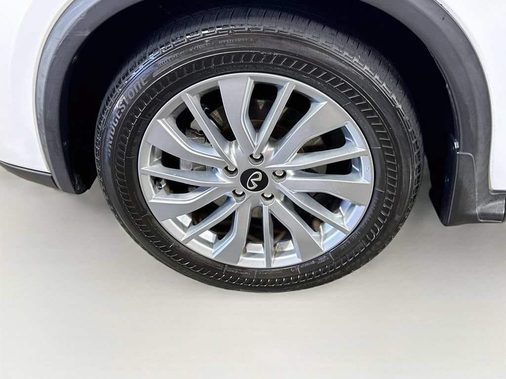 Certified 2023 INFINITI QX50 Luxe FWD image 44