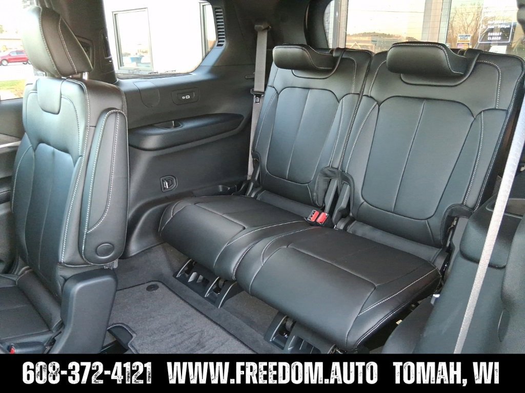 Used 2025 Jeep Grand Cherokee L Limited w/ Trailer Tow Package AWD/4WD image 20