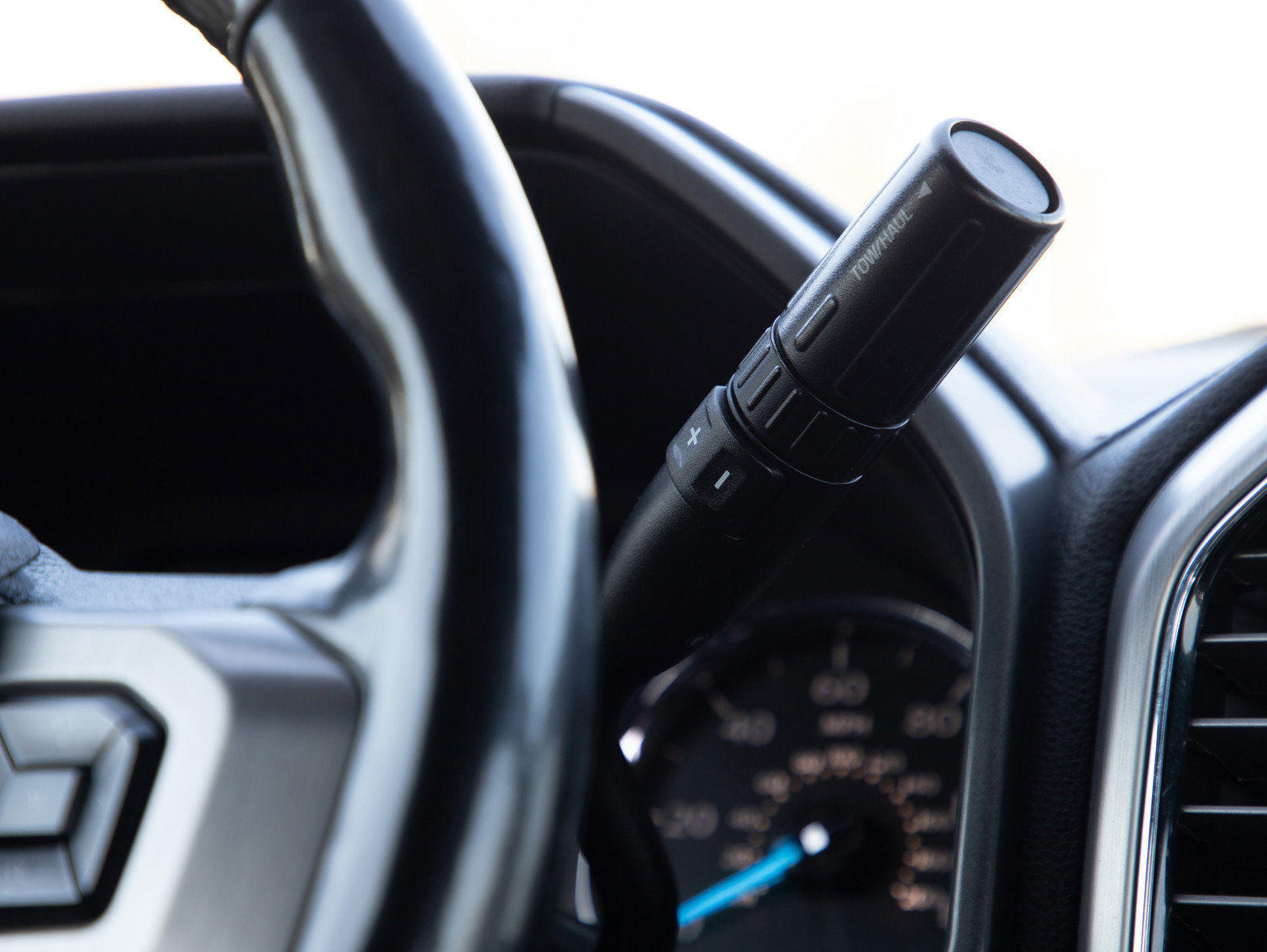 Used 2019 Ford F250 Platinum w/ Platinum Ultimate Package image 18