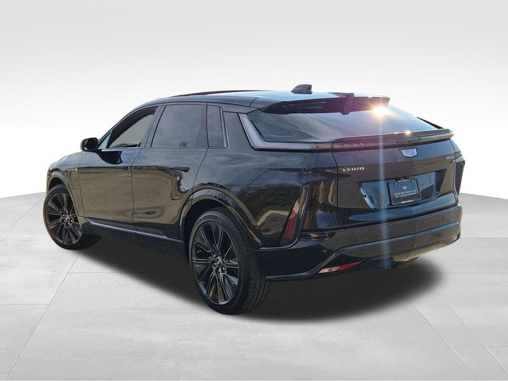 New 2026 Cadillac Lyriq Signature Sport AWD/4WD image 13