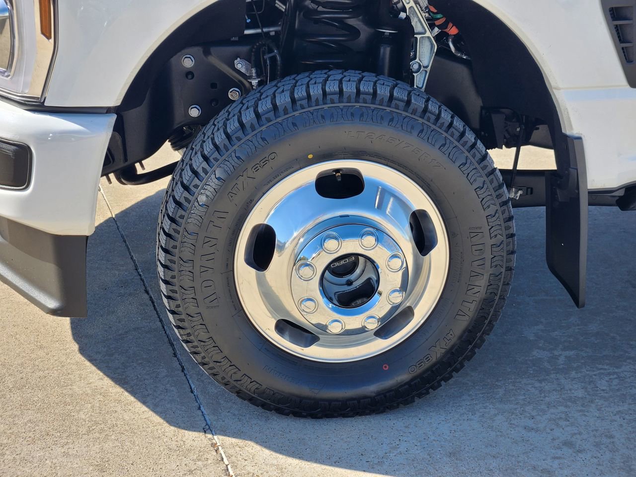 Used 2025 Ford F350 Platinum image 11