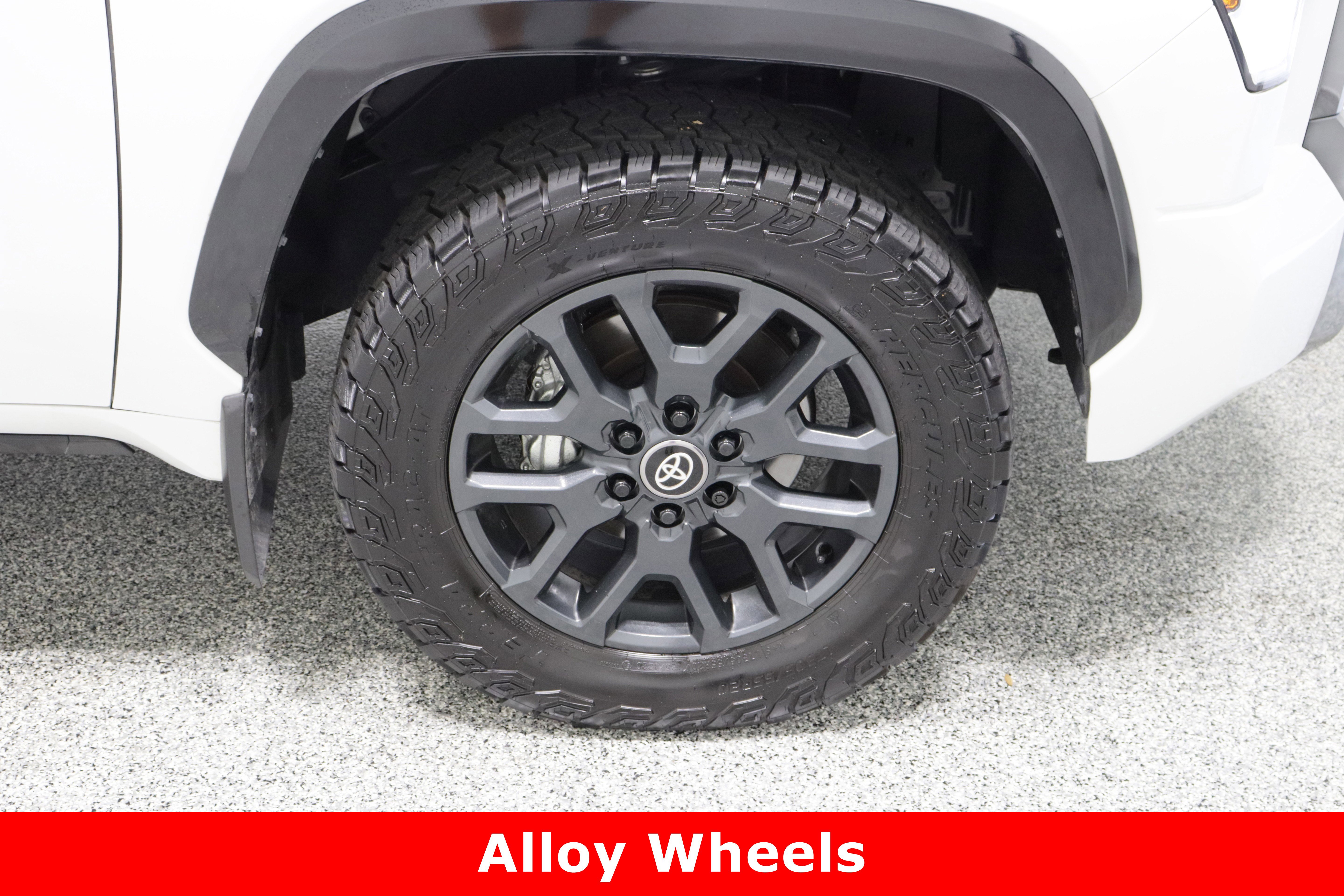 Used 2025 Toyota Tundra Platinum image 5