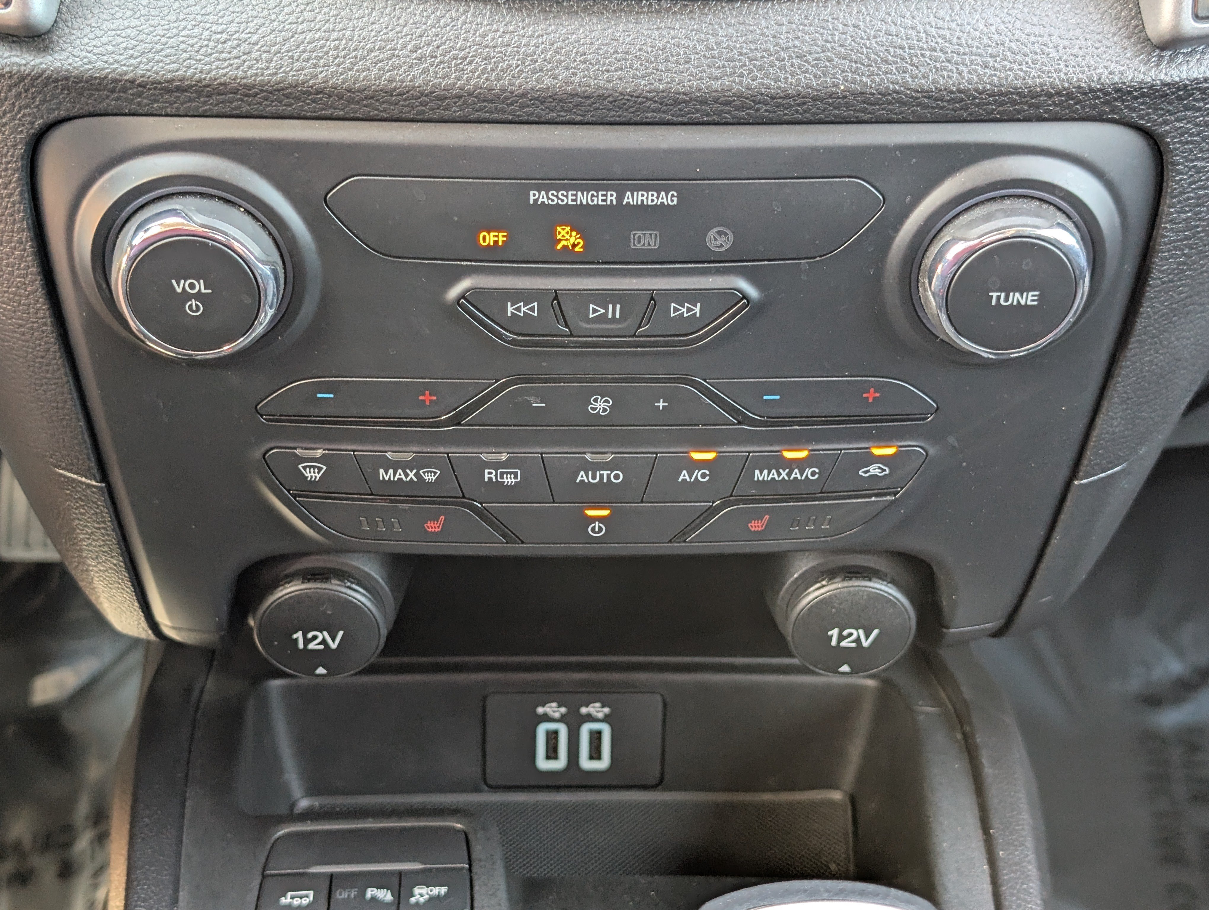 Used 2023 Ford Ranger XLT w/ Equipment Group 302A High AWD/4WD image 22