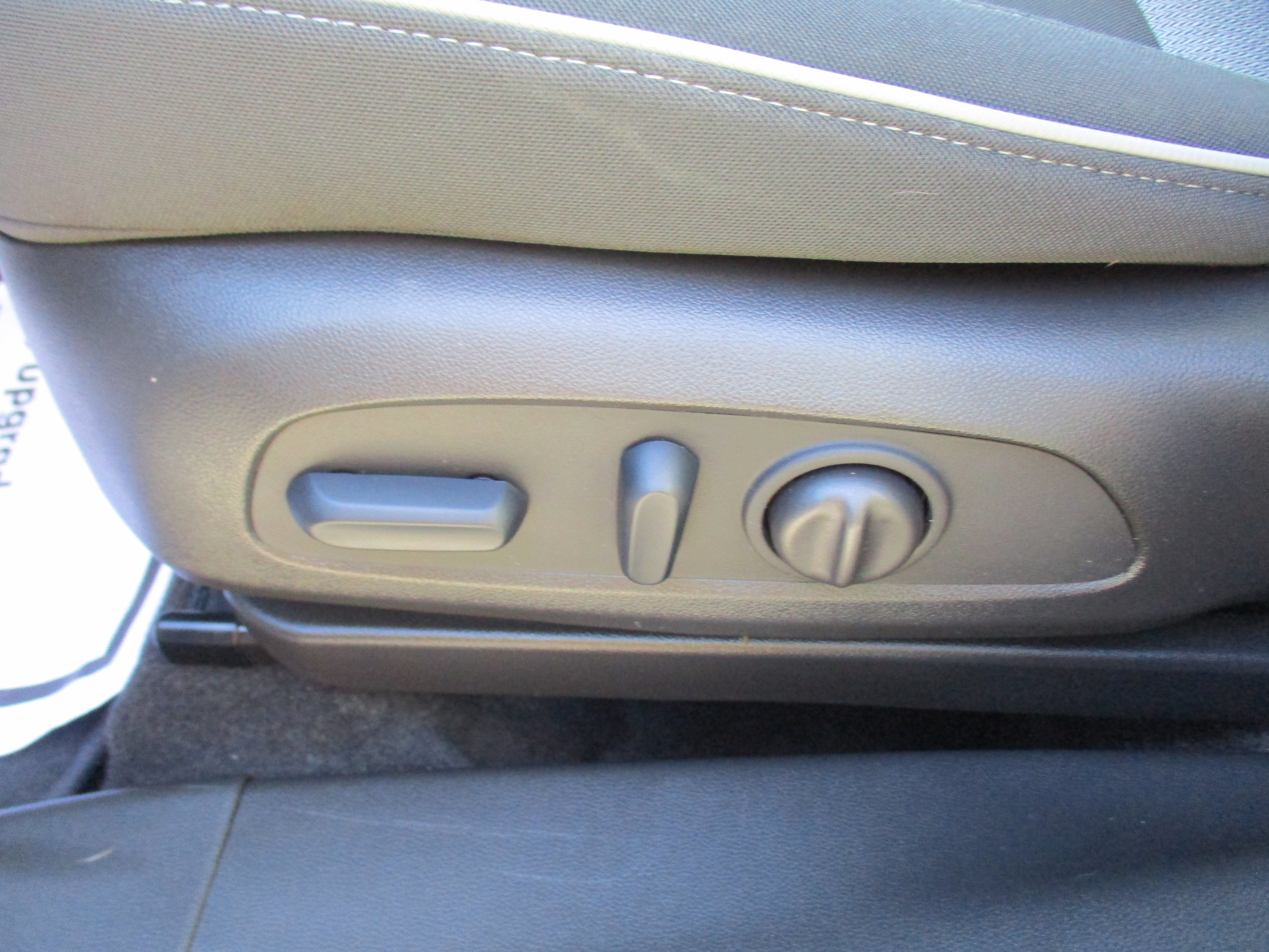 Certified 2023 Chevrolet TrailBlazer LT w/ Convenience Package image 16