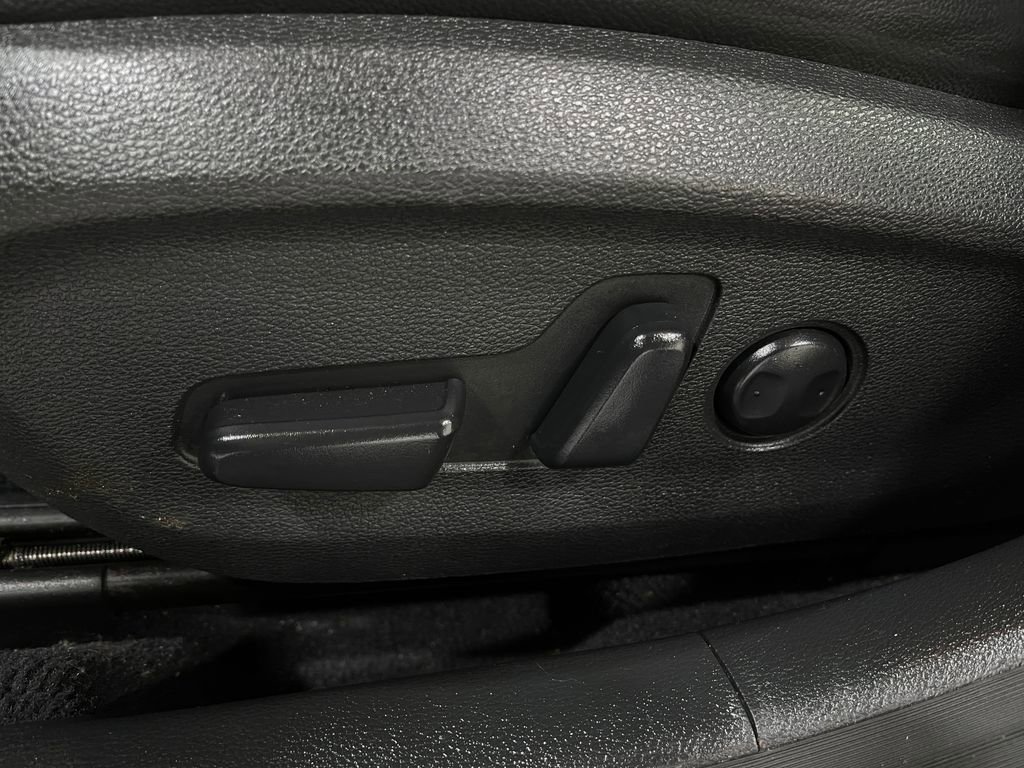 Used 2015 Hyundai Sonata Limited image 14