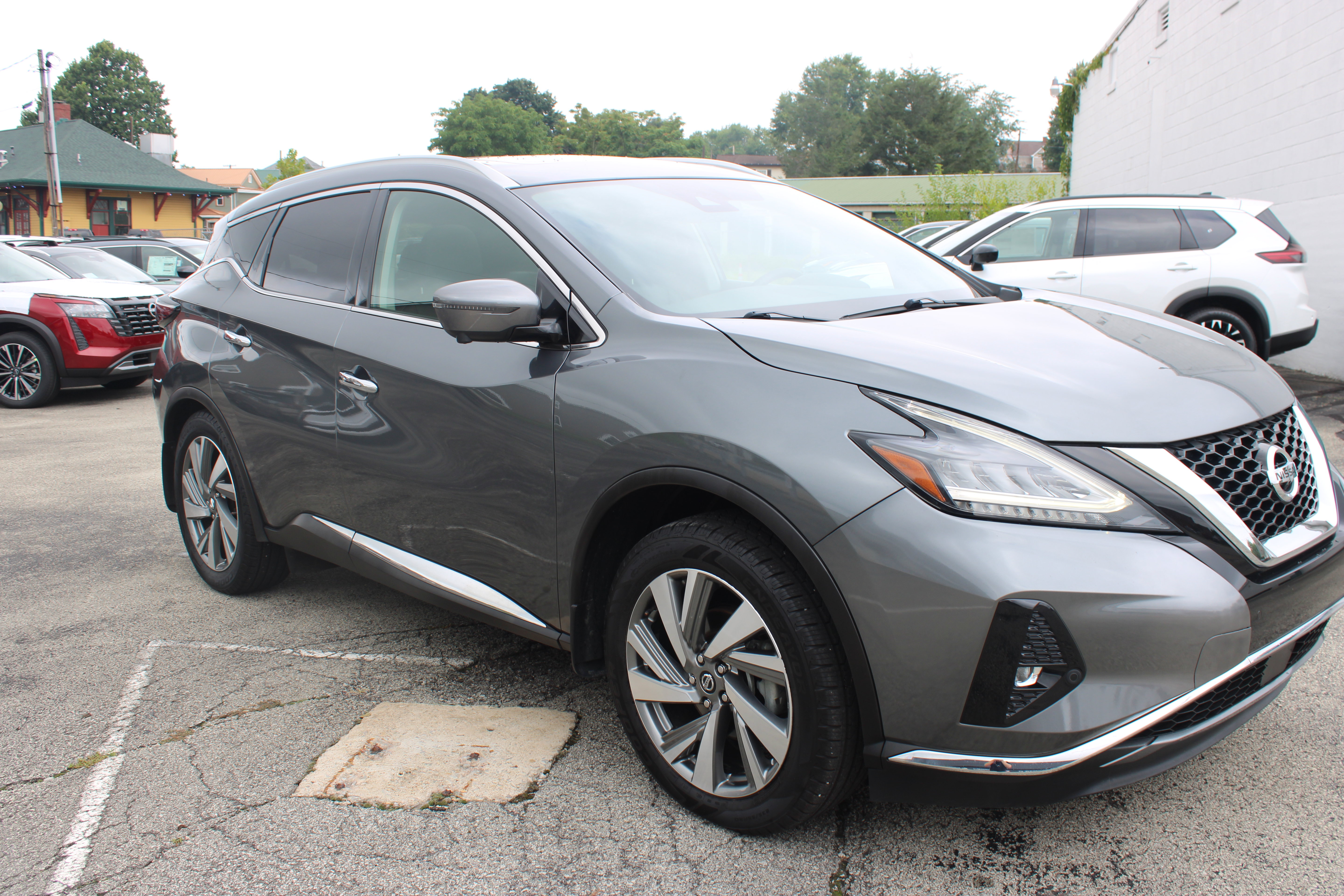 Used 2020 Nissan Murano SL w/ Moonroof Package AWD/4WD image 8