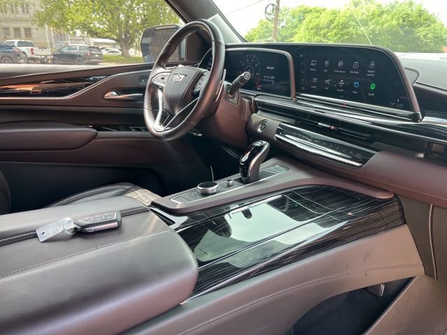 Used 2023 Cadillac Escalade V AWD/4WD image 23