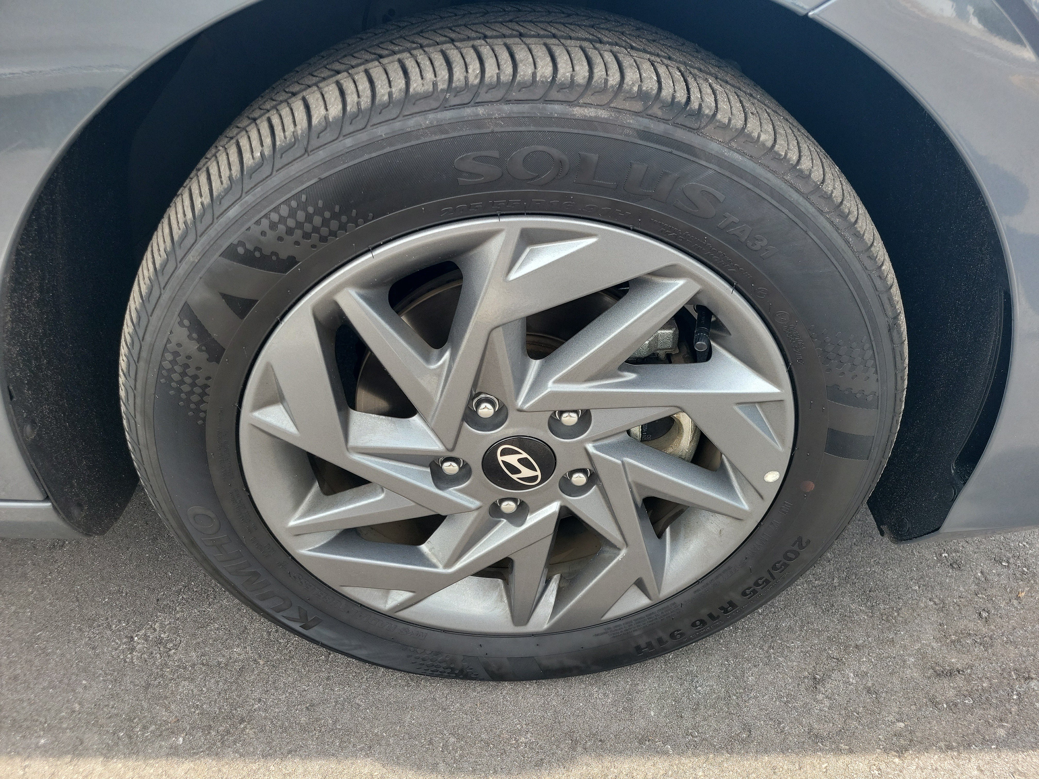 Used 2026 Hyundai Elantra Hybrid FWD image 7