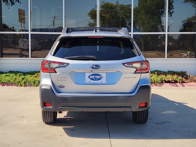 Used 2023 Subaru Outback Premium AWD/4WD image 6