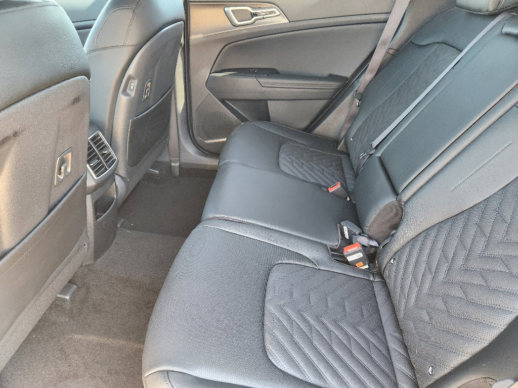 New 2026 Kia Sportage X-Line w/ X-Line Technology Package image 21