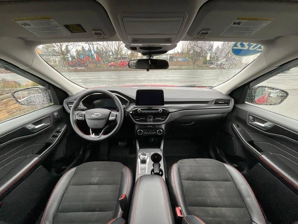 Used 2022 Ford Escape SEL w/ SEL Stealth AWD Package image 15