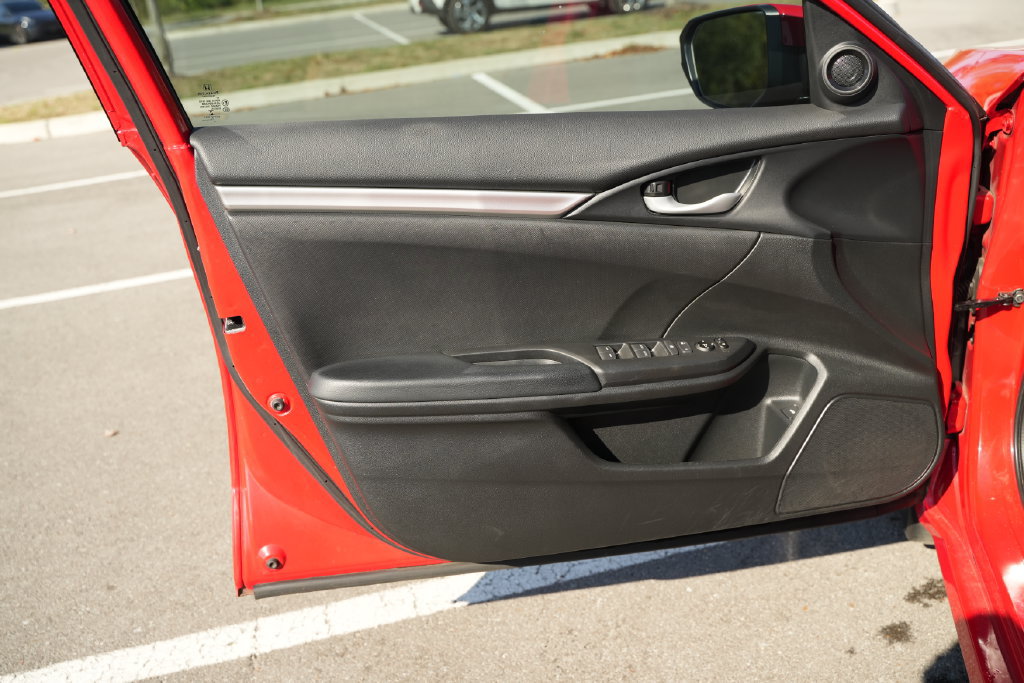 Used 2020 Honda Civic Sport image 13