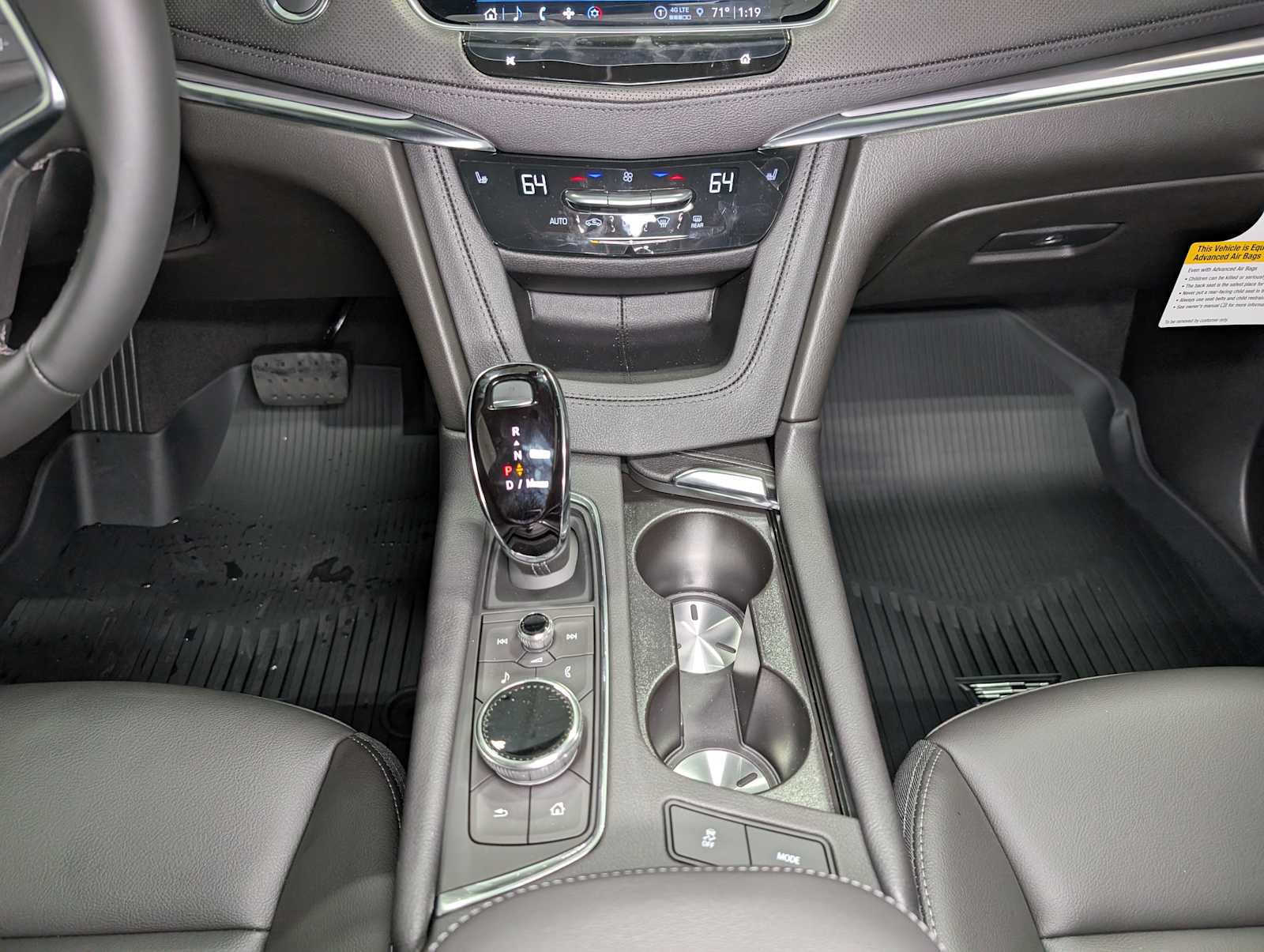 New 2026 Cadillac XT5 Luxury w/ LPO, Floor Liner Package AWD/4WD image 13