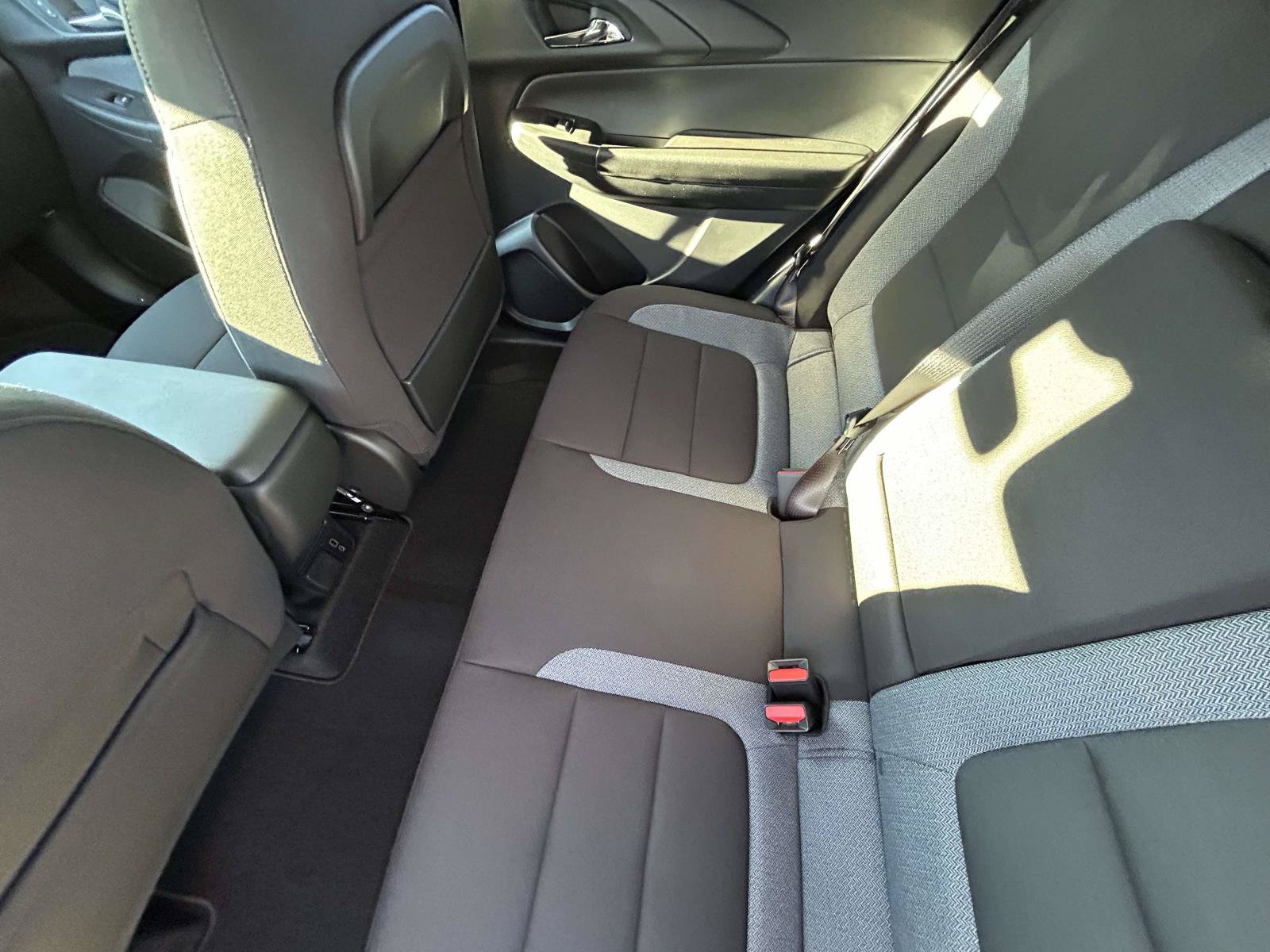 New 2026 Chevrolet TrailBlazer LT w/ Convenience Package FWD image 11