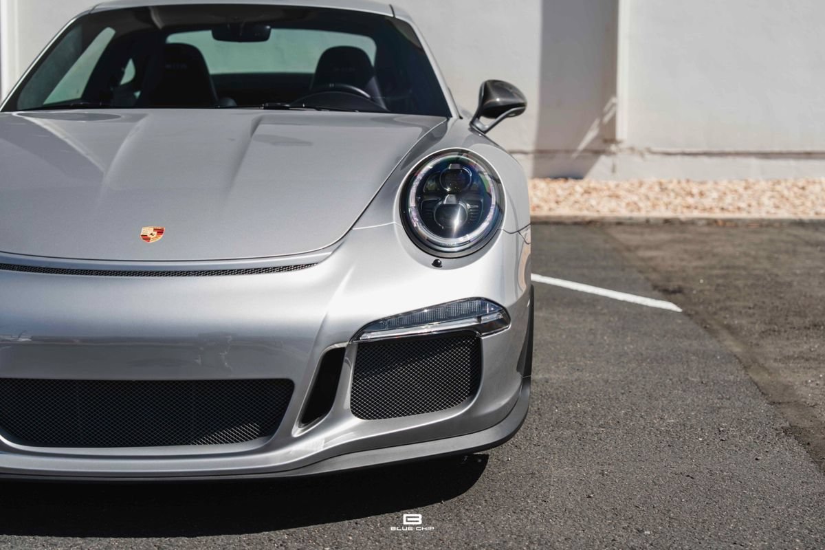 Used 2016 Porsche 911 R RWD image 4