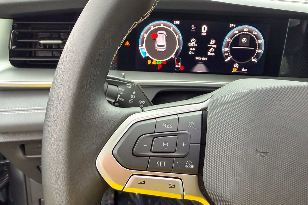 New 2026 Volkswagen Tiguan SE image 17