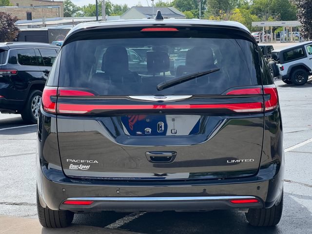 Used 2024 Chrysler Pacifica Limited FWD image 50