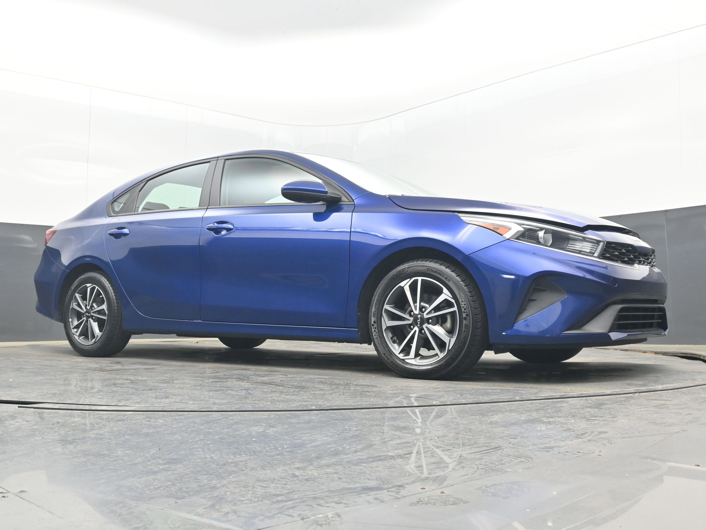 Used 2023 Kia Forte LXS image 23