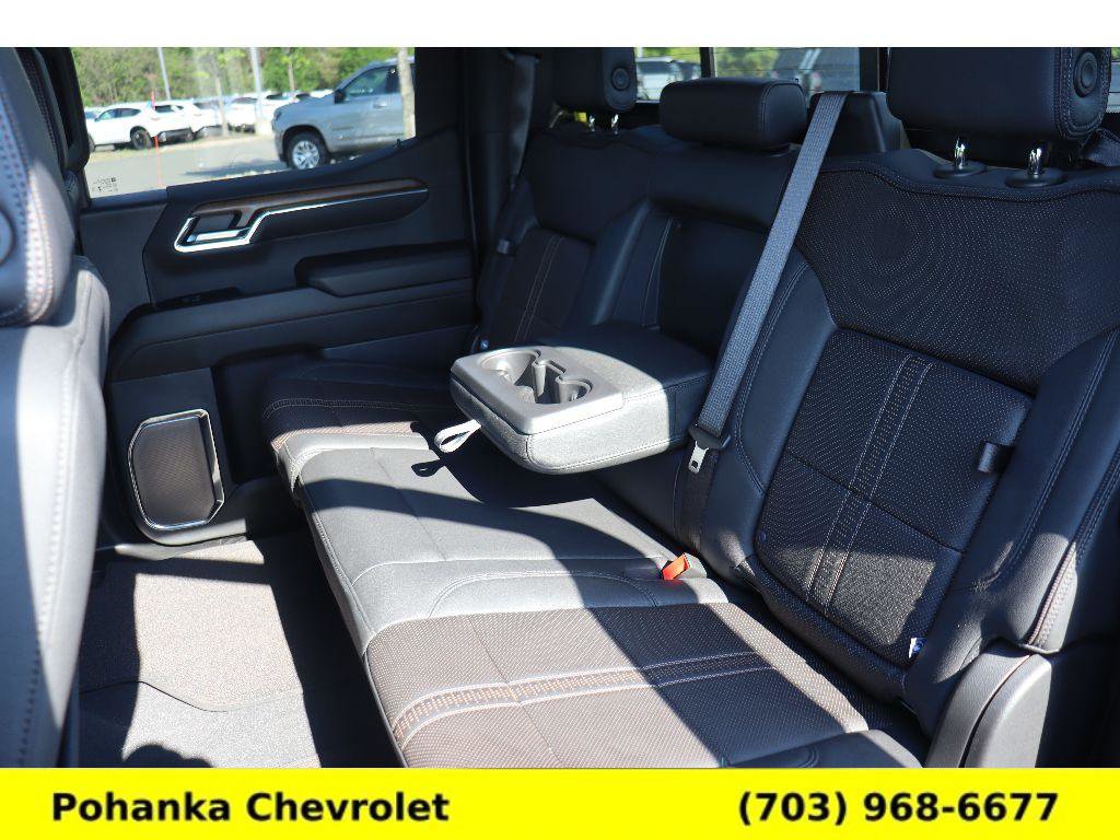 Used 2024 Chevrolet Silverado 1500 High Country w/ Midnight Edition AWD/4WD image 29
