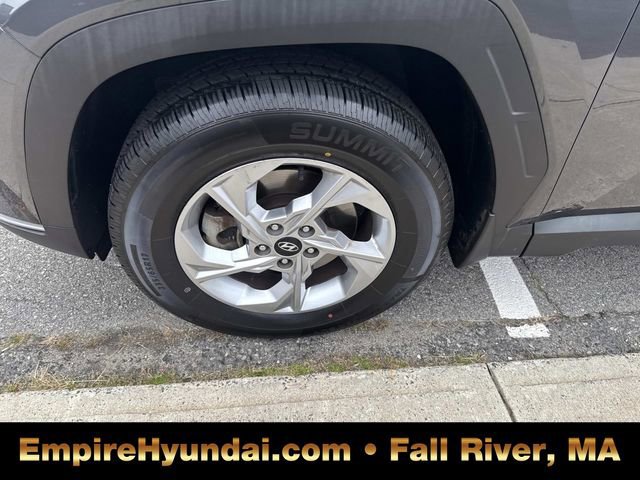 Used 2023 Hyundai Tucson SE image 13