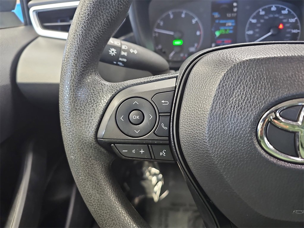 Used 2023 Toyota Corolla LE image 16