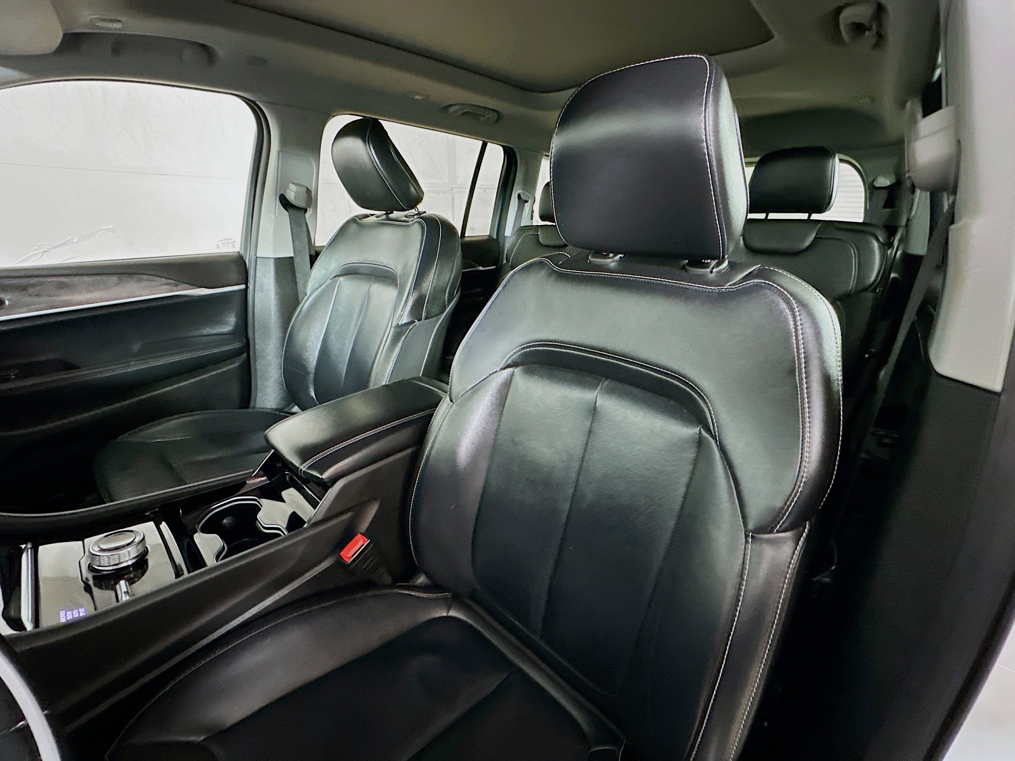 Used 2021 Jeep Grand Cherokee L Limited image 21