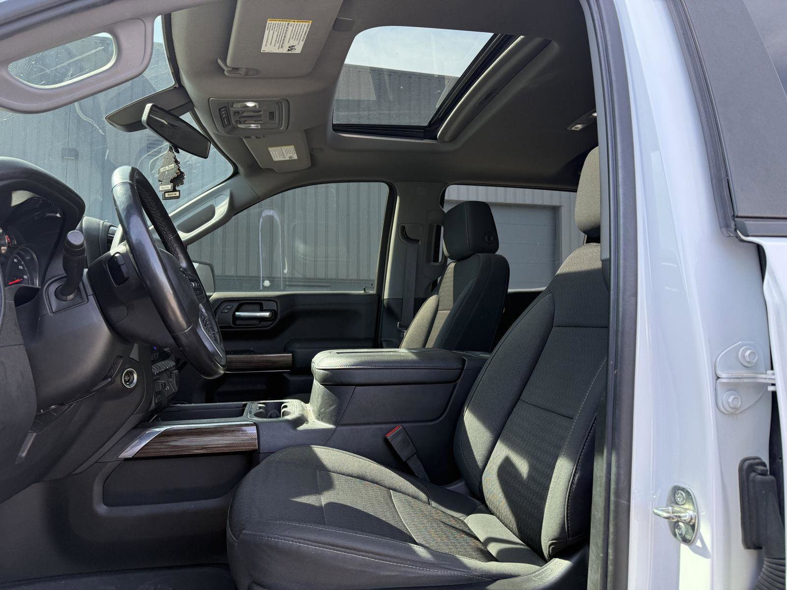 Used 2020 Chevrolet Silverado 1500 LT Trail Boss image 9