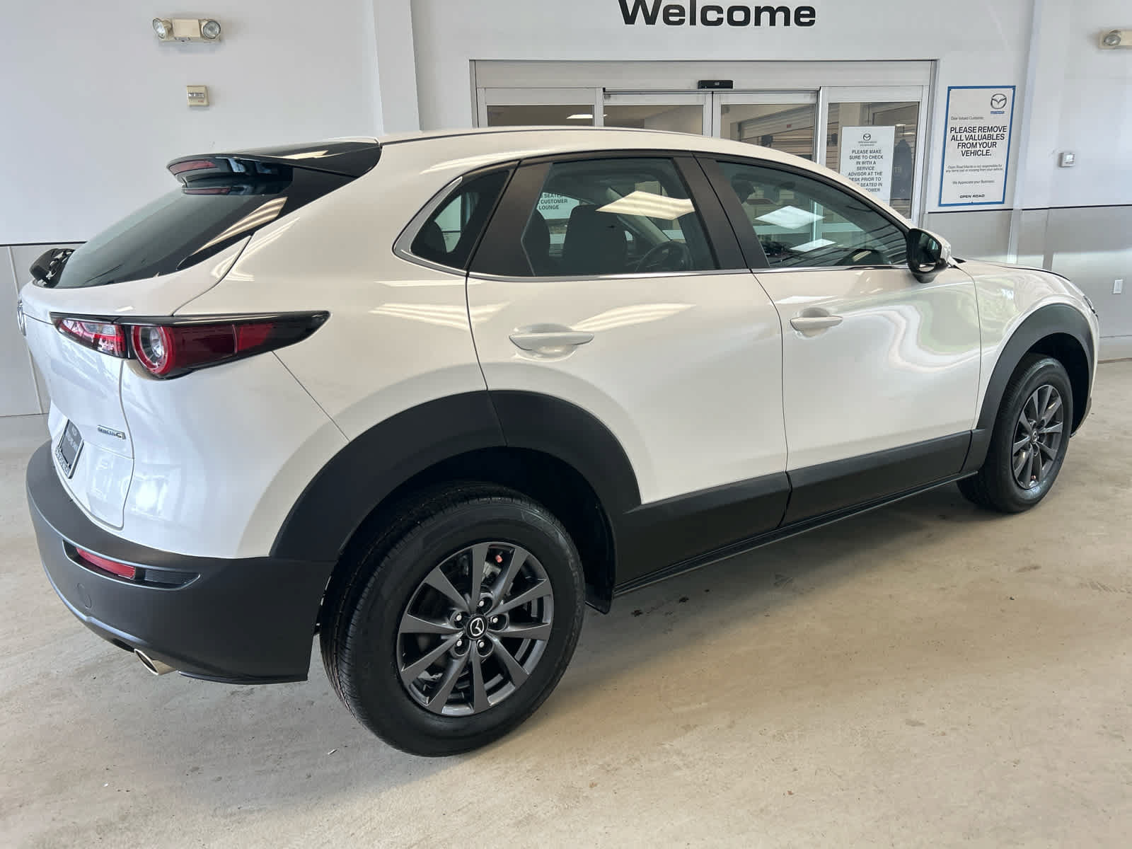 Certified 2024 MAZDA CX-30 AWD 2.5 S image 6