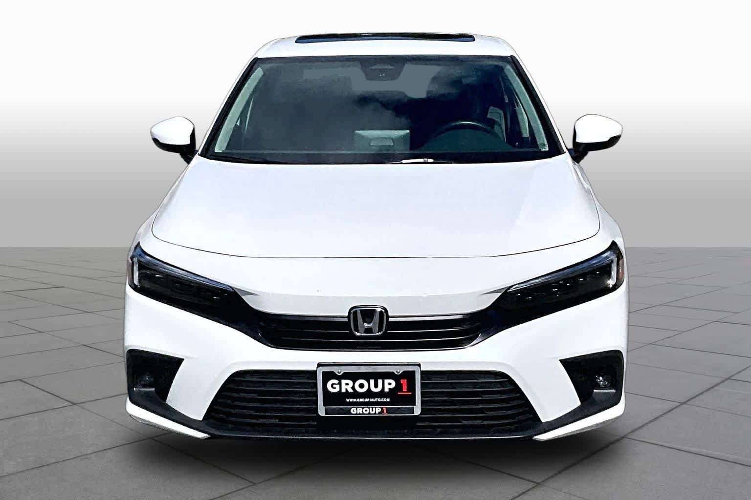 Used 2024 Honda Civic Touring image 4