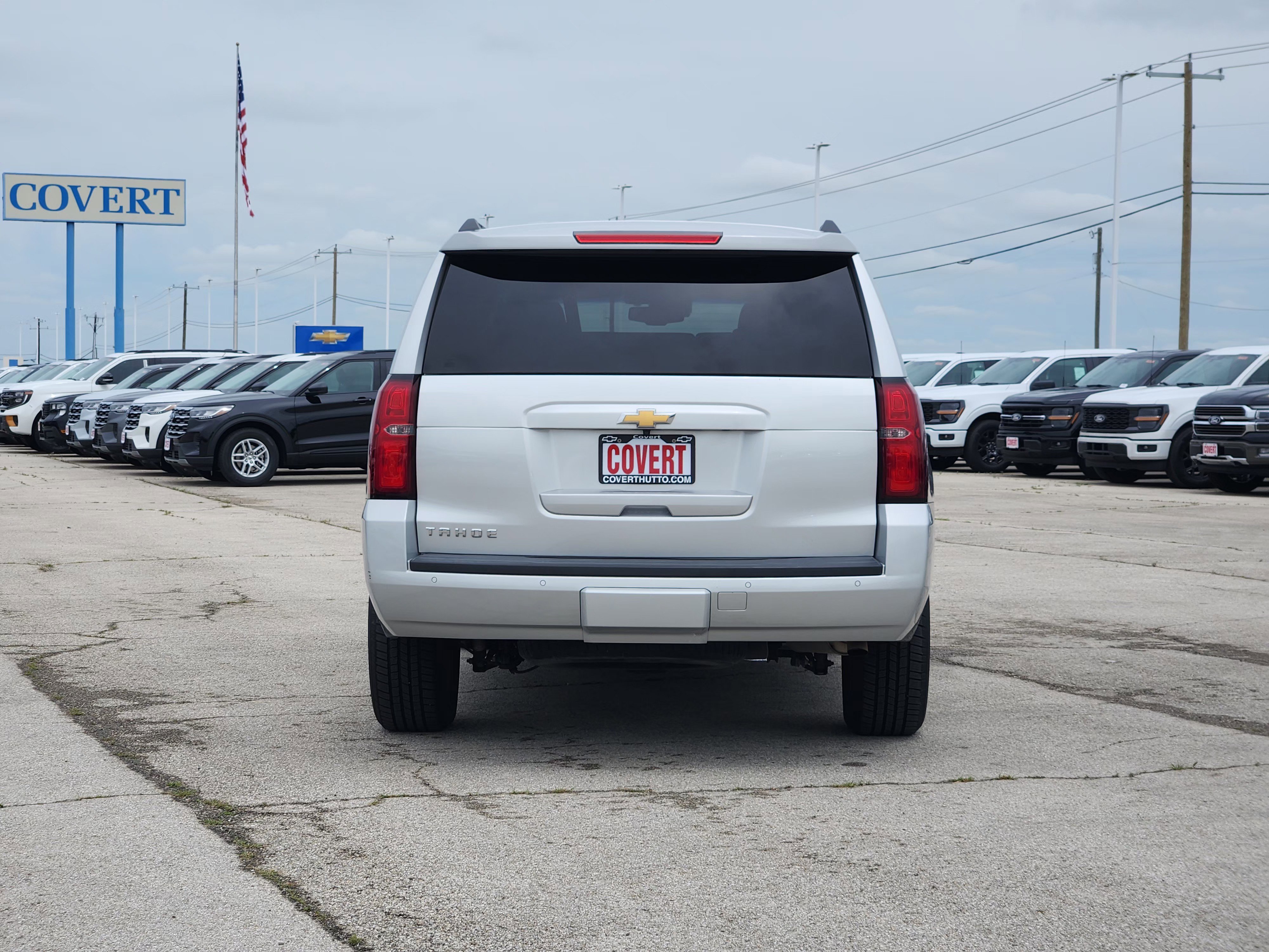 Used 2018 Chevrolet Tahoe LT w/ Luxury Package RWD image 6