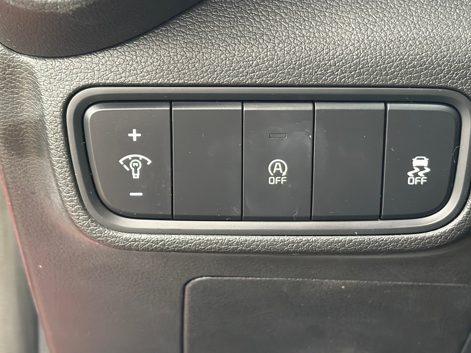 Certified 2022 Kia Soul LX FWD image 9