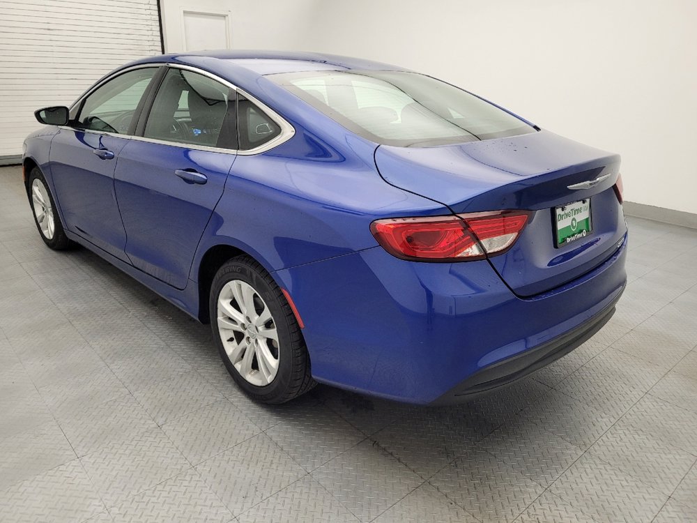Used 2017 Chrysler 200 LX w/ Touring Convenience Group image 5