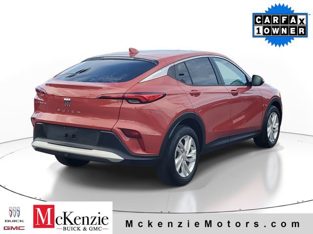 Used 2024 Buick Envista Sport Touring w/ Convenience I Package FWD image 4