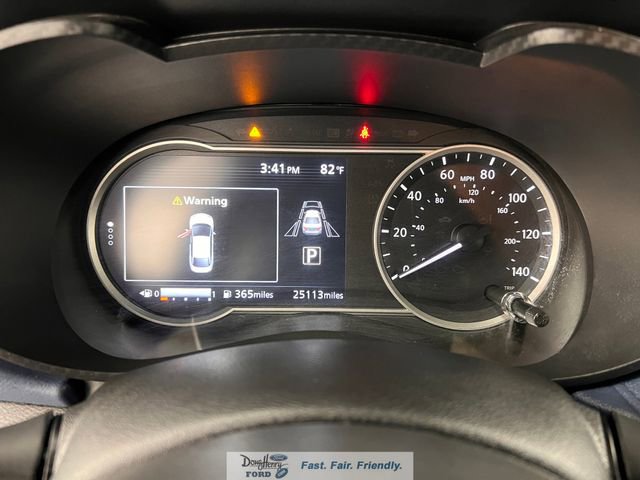 Used 2025 Nissan Versa SV FWD image 44