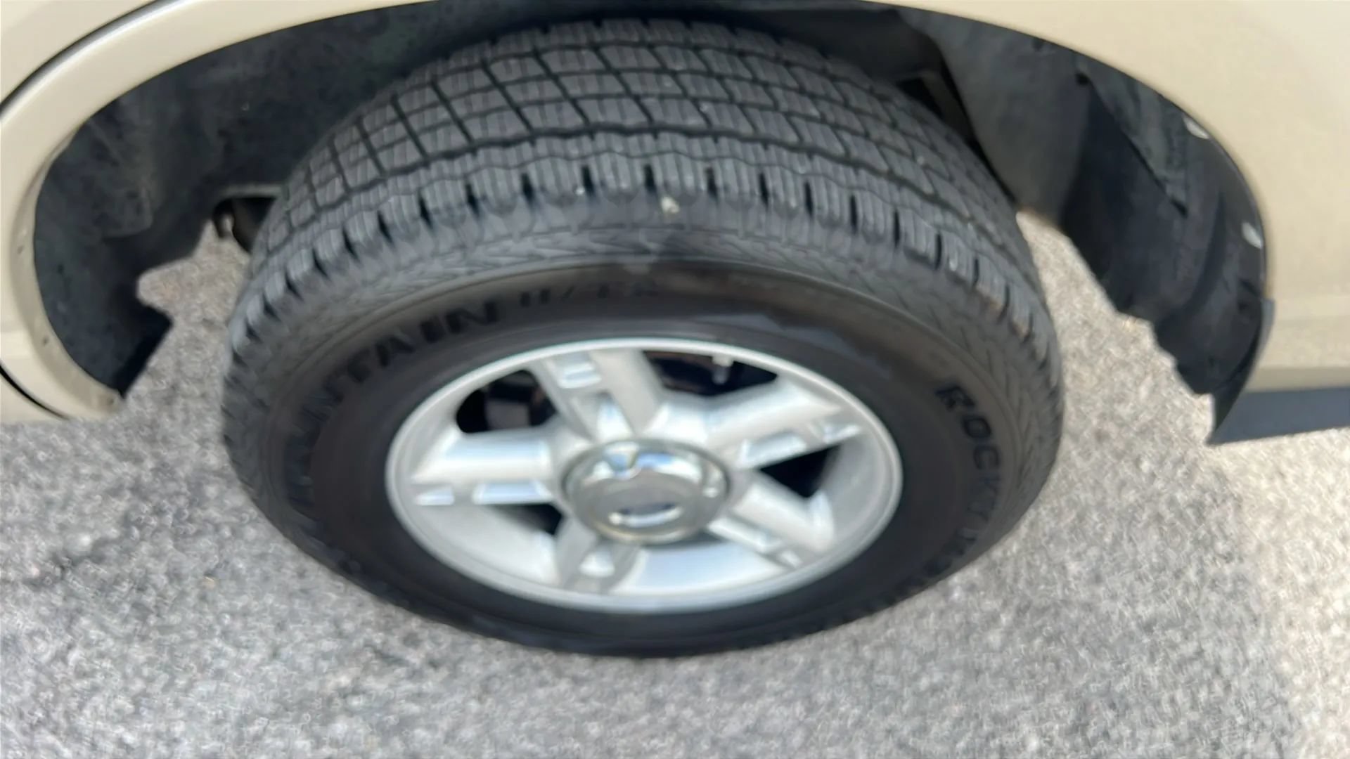Used 2004 Ford Explorer Sport XLT RWD image 23