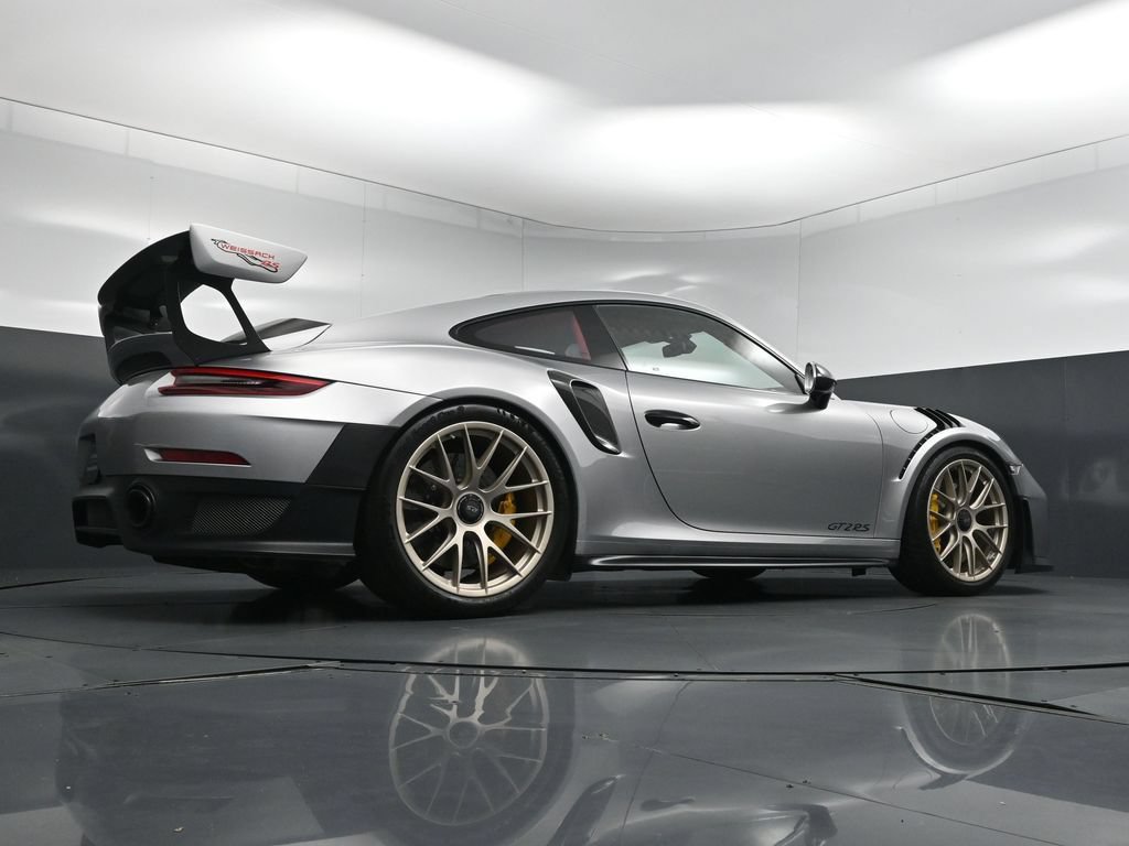 Used 2018 Porsche 911 GT2 RS RWD image 26
