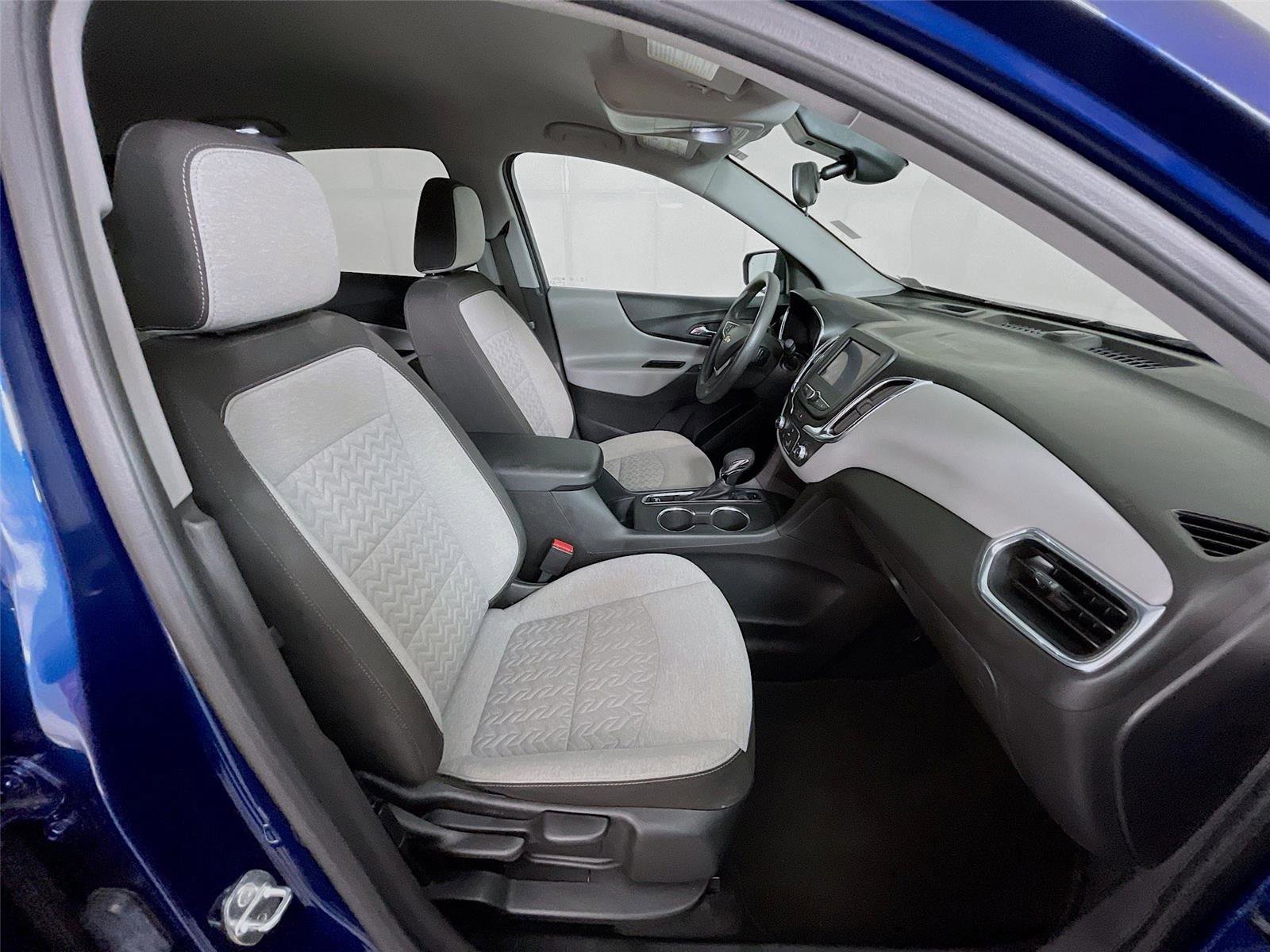 Used 2023 Chevrolet Equinox LS w/ LS Convenience Package image 29