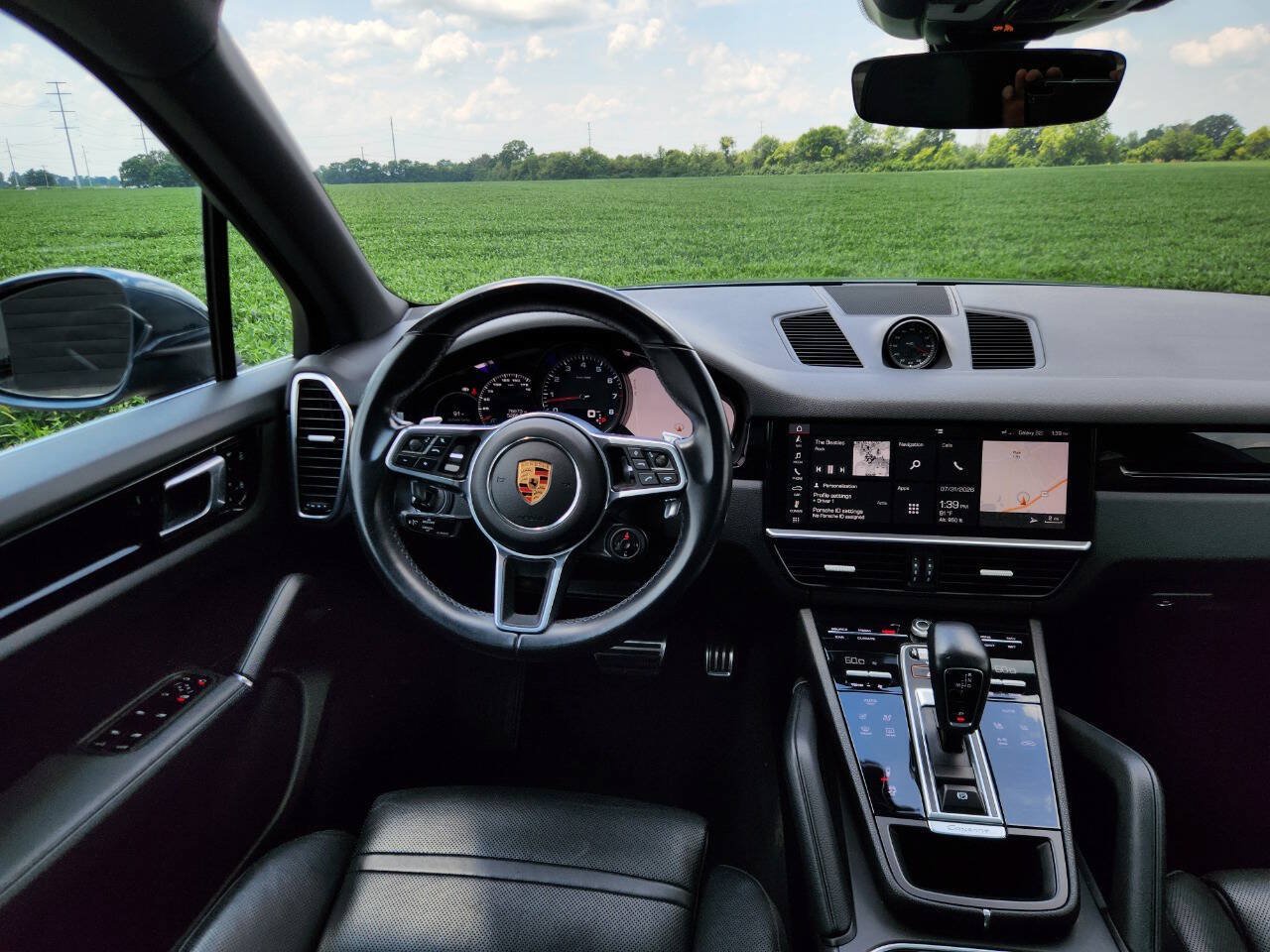 Used 2019 Porsche Cayenne S w/ Premium Package AWD/4WD image 19