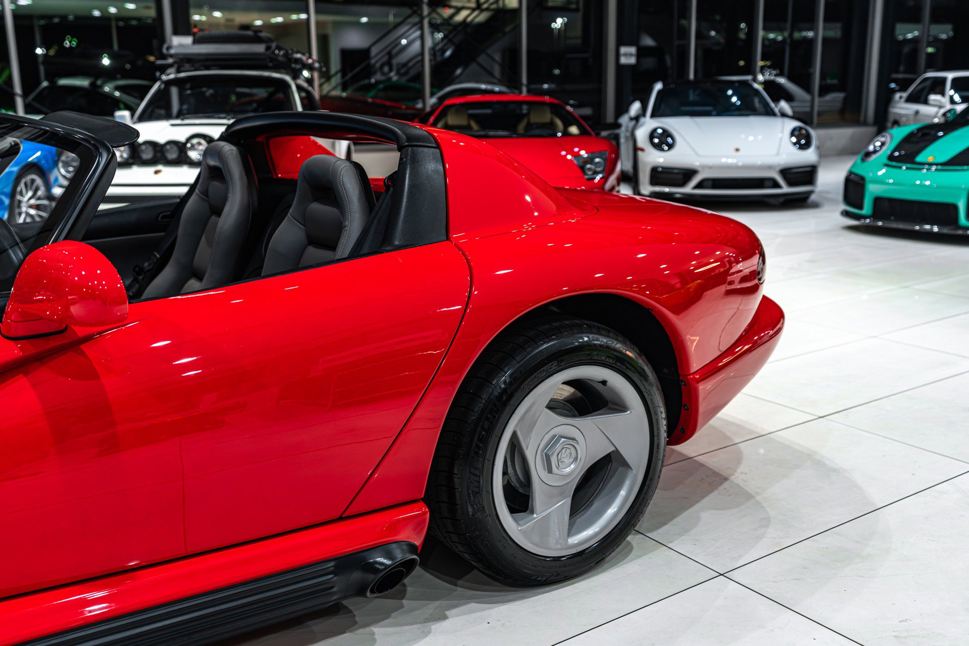 Used 1993 Dodge Viper RT/10 image 38