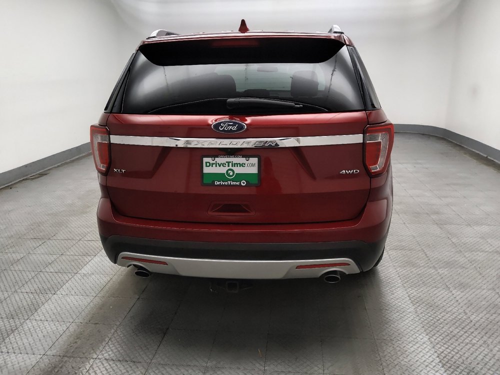 Used 2017 Ford Explorer XLT AWD/4WD image 7