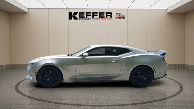 Used 2018 Chevrolet Camaro LT w/ RS Package RWD image 2