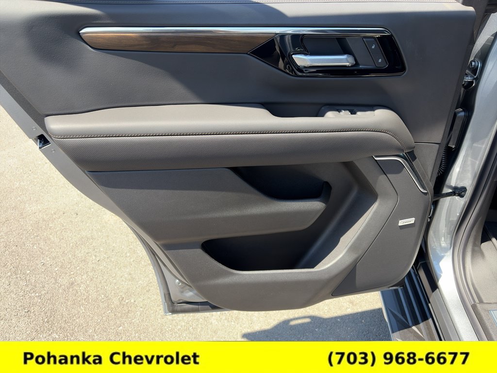 New 2026 Chevrolet Tahoe High Country w/ Sun And Tow Package AWD/4WD image 24