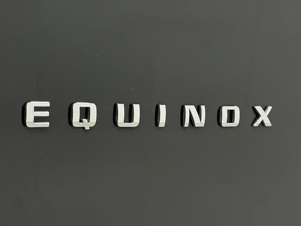 Used 2022 Chevrolet Equinox LT FWD image 39