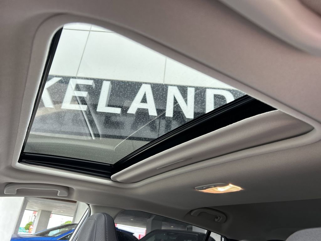 Certified 2025 Subaru Crosstrek 2.0i Premium image 21