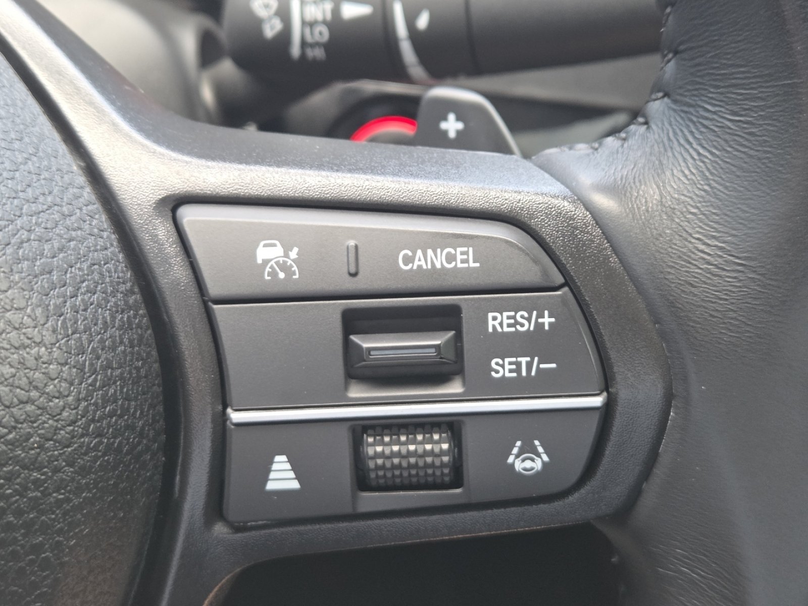 Used 2025 Honda Accord Sport image 10