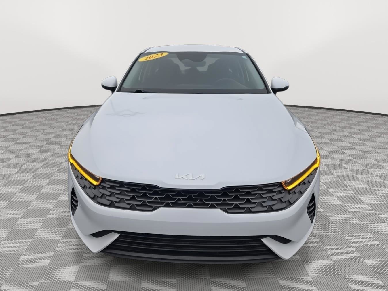 Used 2023 Kia K5 LXS image 2