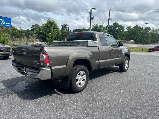 Used 2009 Toyota Tacoma PreRunner RWD image 4